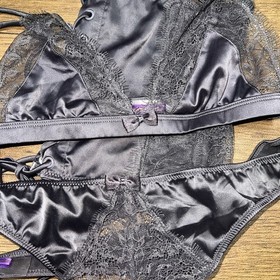 Maison Close Triangle Bra , Thong, Waist Belt Luxury Lingerie  NEW Set Lace M