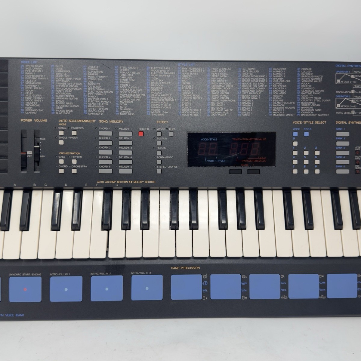Vintage Yamaha PortaSound PSS-680 Keyboard Stereo Music Station