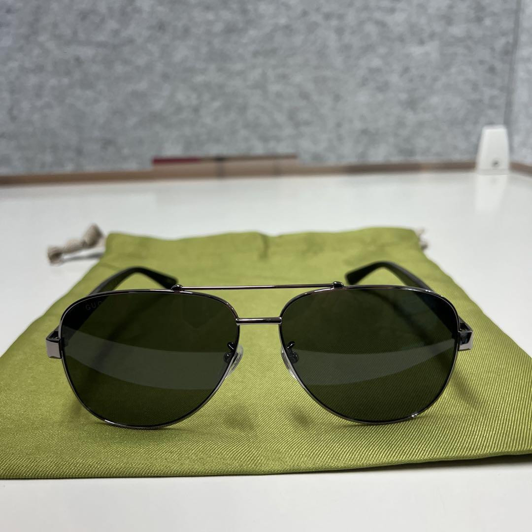 GUCCI Sunglasses GG0528S-007 Frame Ruthenium / Crystal GUCCI Sunglasses GG0528S-007 Frame Ruthenium / Crystal