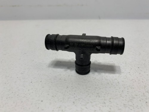 Uponor 1/2" x 1/2" x 1/2" Tee Fitting PEX Expansion (lot of 15)