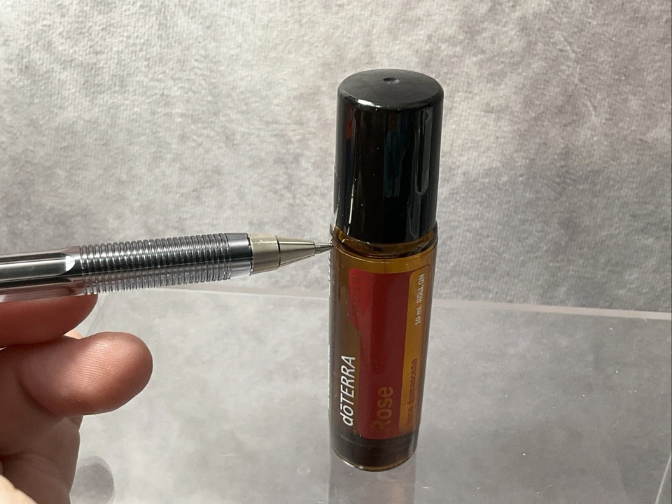 DoTerra ROSE Touch 10 ml Roll On SELLADO Exp 07.2026 Foto 3 de 4