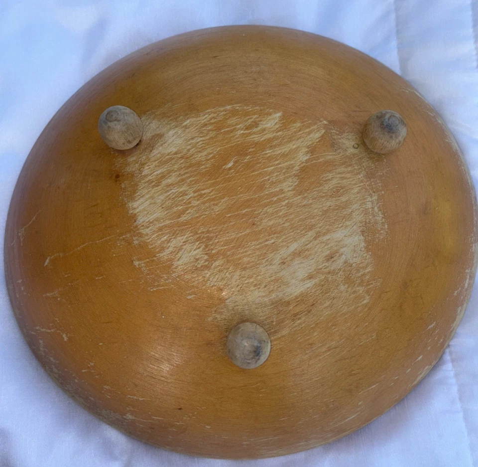 Vintage lot of 3 primitive Farmhouse wooden mixing dough & serving bowls - Image 3 of 4