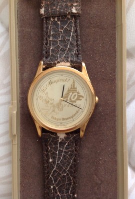 RARE COLLECTOR ITEM Tokyo Disney Anniversary Watch Rare Limited Made To Order Tokyo Disney Resort 25Th  main image 4