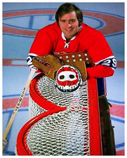 Montreal Canadiens Goalie Ken Dryden Leaning on Net Color 8 X 10 Photo Picture
