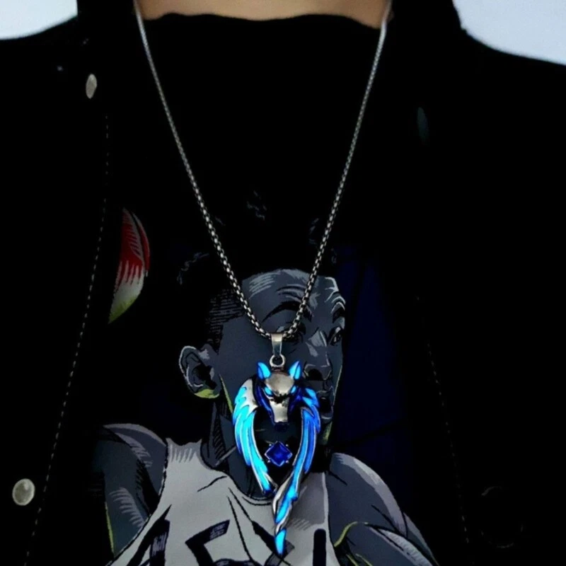 Glowing Necklace Luminous Wolf Pendant Necklace Vintage Pendant