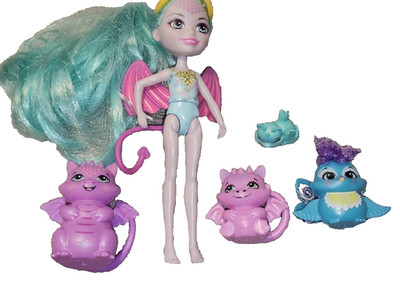 Mattel Enchantimals Deanna Family with Dragons & Patter Peacock Collectible Toys