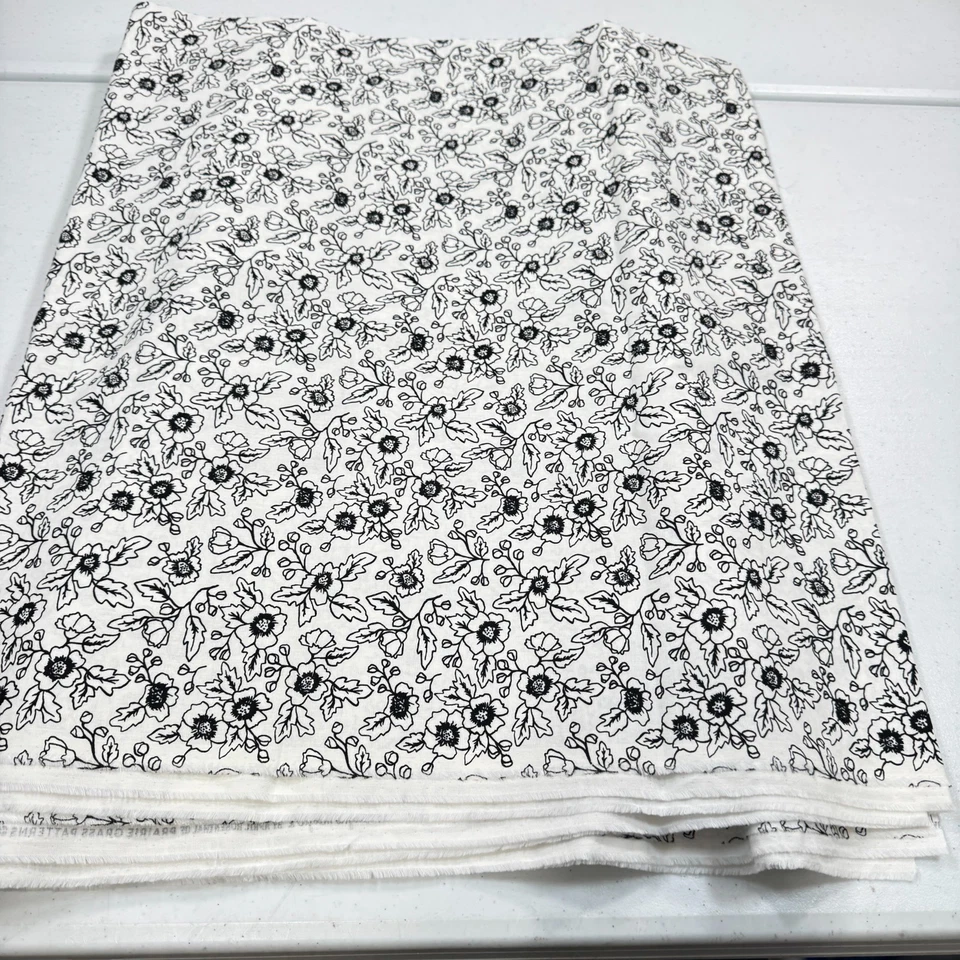 moda quilting fabric black white floral cotton 24100 midnight magic 45x168 - Image 2 of 4