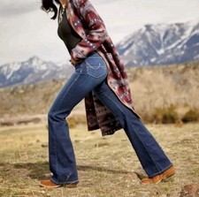 Ariat Ultra Stretch Perfect Rise Katie Flare Size 29L Jean Blue Women's