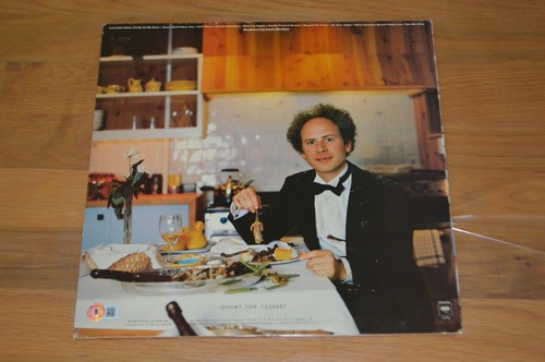 Art Garfunkel firmato "Fate For Breakfast" vinile LP COVER con ologramma Beckett - Foto 4 di 9