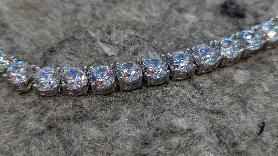 🔥Nuevo🔥 Collar SBJ 16” Plata de Ley 925 con Piedras de Circonita Cúbica Transparente Foto 2 de 4