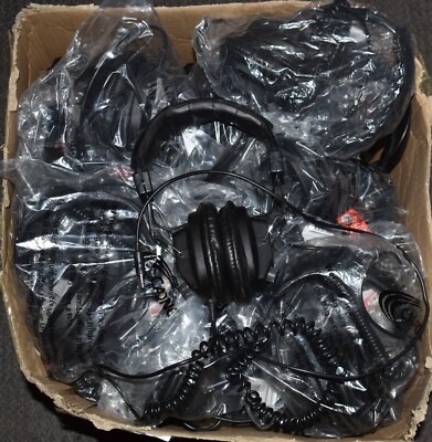 Lot of 30 NEW Califone 3068AV Switchable Stereo/Mono Headphones 3.5mm Jack Black