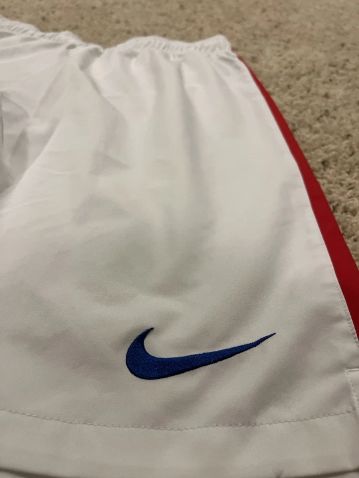 PANTALONES CORTOS DE FÚTBOL OFICIALES Nike DRI FIT EE. UU. Usados - Excelente Estado Talla M Foto 3 de 3