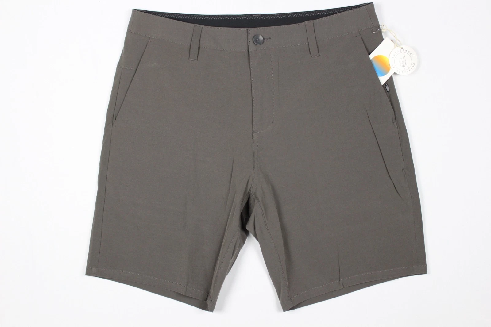 Vuori Men's Aim Shorts Stretch Size 32 x 8.5" Inseam Warm Grey V368