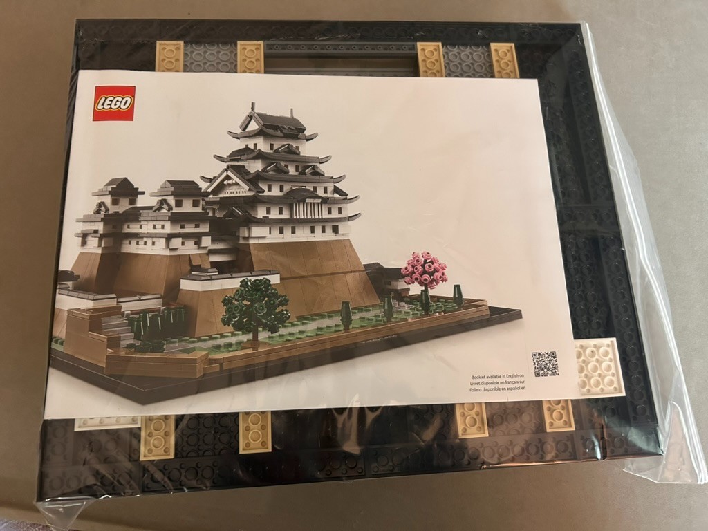 LEGO ARCHITECTURE: Himeji Castle (21060) Mostly Complete, Partially Disassembled