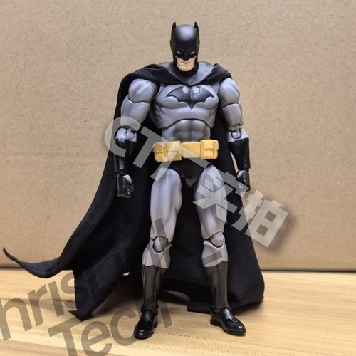 CT Toys MAFEX No.126 Hush Batman Black Ver. Action Figure New Boxed - Picture 6 of 7