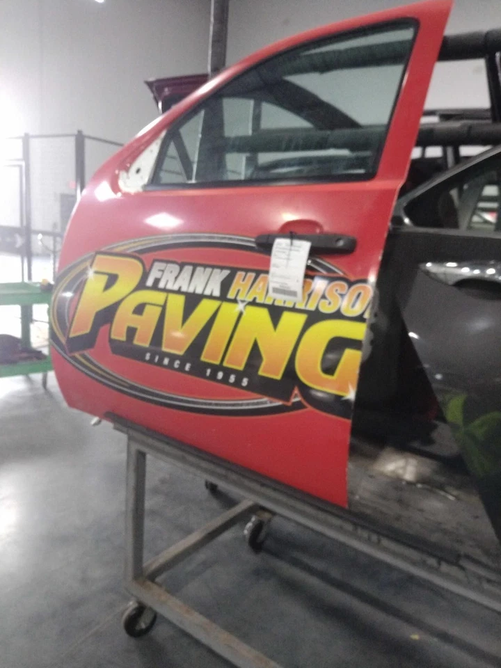 Conjunto de puerta delantera izquierda usado se adapta a: Chevrolet Silverado 3500 2013 camioneta L Foto 2 de 4