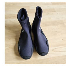 Men's Mares Neoprene Water Boots Size 7 Black Thick Sole Zipper 5mm thickness