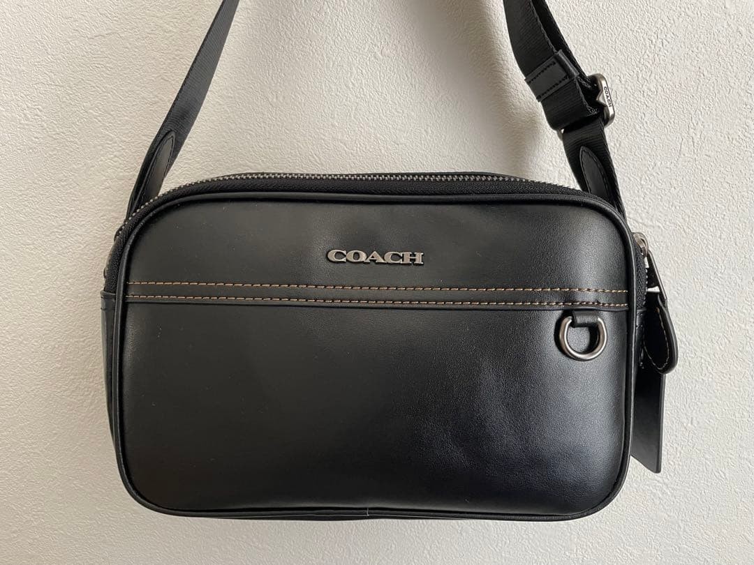COACH black leather shoulder bag #QO38N7
