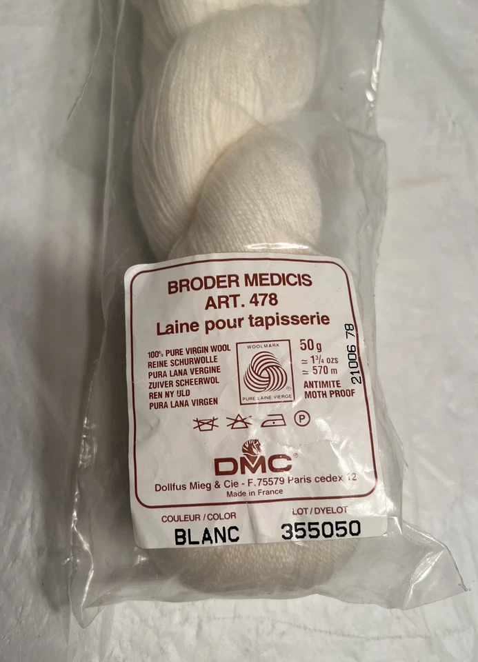 DMC Broder Medicis Tapestry Yarn 100% Pure Virgin Wool Blanc Dye Lot 355050 50g - Image 2 of 3