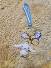 Hello Kitty  Family Cinnamoroll Classic 2 2D Charm Series Keychain W/ Wristlet