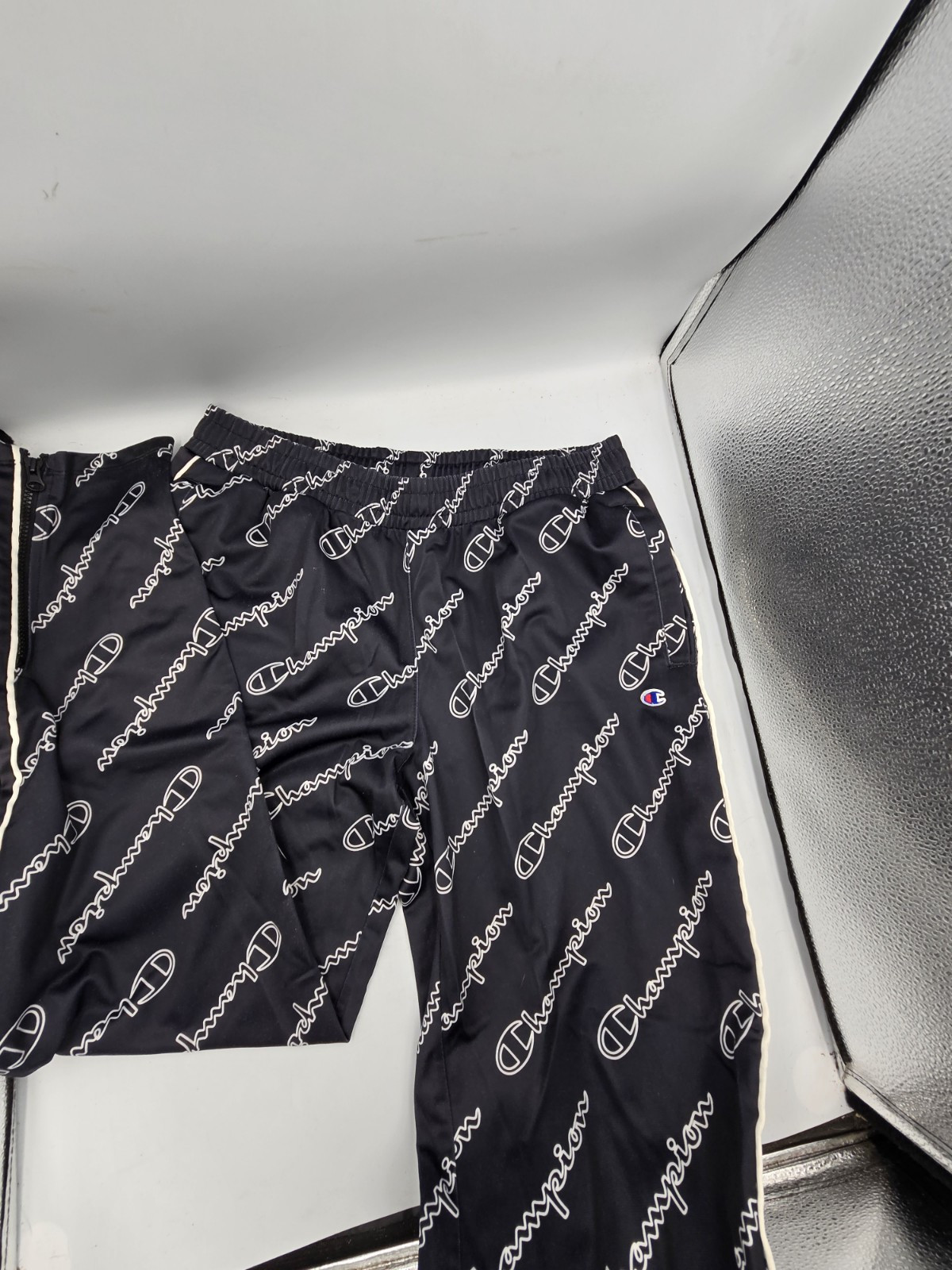 Champion Athletic Drawstring Pants Pattern Black … - image 4