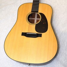 Chitarra elettrica acustica Martin D-18 Satin 2024 usata ottime condizioni