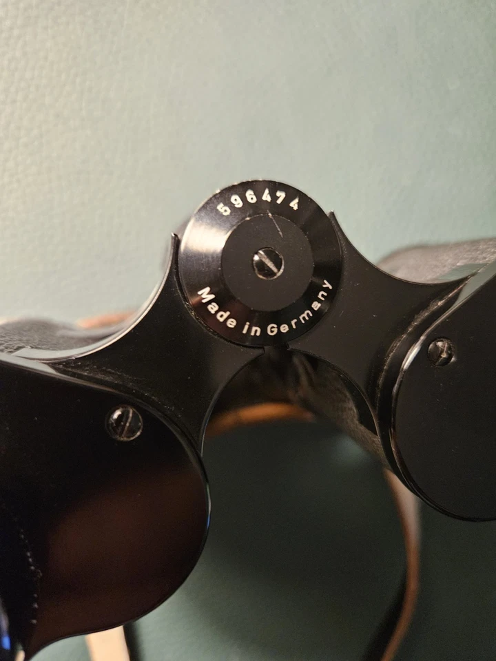 Fernglas Carl Zeiss Oberkochen 8x30B  mit Ledertasche - Bild 3 von 4