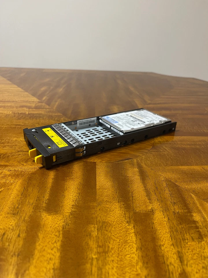 HPE K2P94A/K2P94B 1.8TB 10K 12G 2.5" SAS 3PAR HARD DRIVE 840460-001 P03799-001 - Image 4 of 4