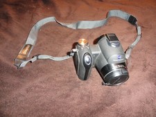 Konica Minolta Dimage Z5 5.0MP Digital Camera