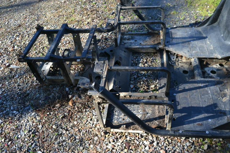 NO SHIPPING MAIN FRAME CHASSIS BOS 05 YAMAHA RHINO 660 YXR 4X4 NO SHIP - Imagem 4 de 4