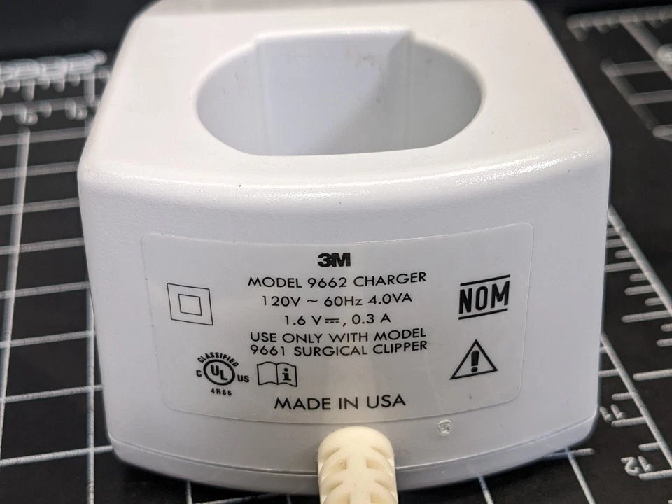 Adaptador de Corriente Cargador 3M 9662, 9661 Cortapelos Ortopédicos Zimmer Stryker Foto 2 de 4