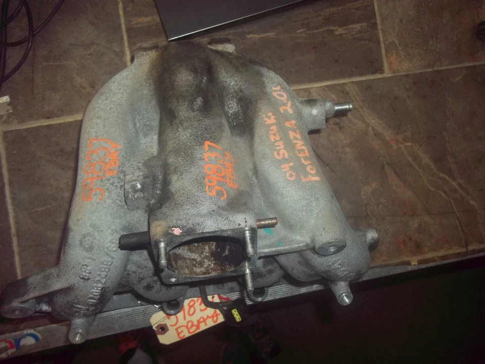 Conjunto de colector de admisión de motor Suzuki Forenza Optra Reno 2004-2005 OEM Foto 2 de 4