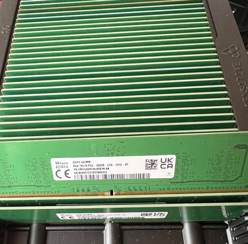 SK Hynix 8GB DDR5 5600MHz PC5-44800 1RX16 Desktop Memory p/n: HMCG66AGBUA081N - Picture 4 of 4