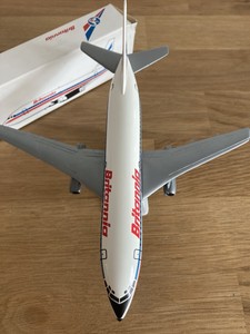 authorized discount retailer BRITANNI AIRWAYS B737200