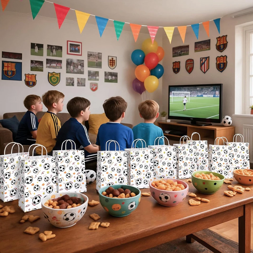 Paquete de 16 bolsas para regalos de fiesta, 5,5" X 2,8" X 8" bolsas de regalos de fútbol para niños cumpleaños Foto 3 de 4