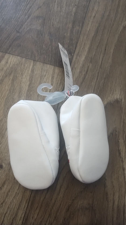 Little Me BOYS  Slip on shoes Infant size 2 (3-6m) NWT - Image 3 of 4