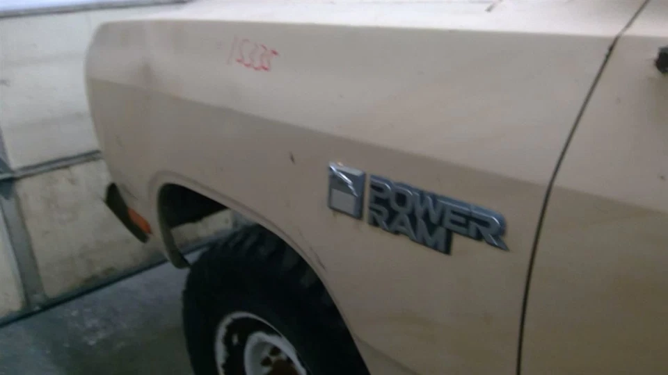 Cabezal velocímetro solo se adapta a camioneta Dodge 100 81-89 1935249 Foto 3 de 4