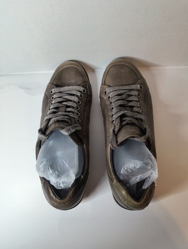 Prada Sport Two Tone Leather Low Top Sneakers Size 8.5 US - 41-42 EU 4E1835 - Picture 2 of 5