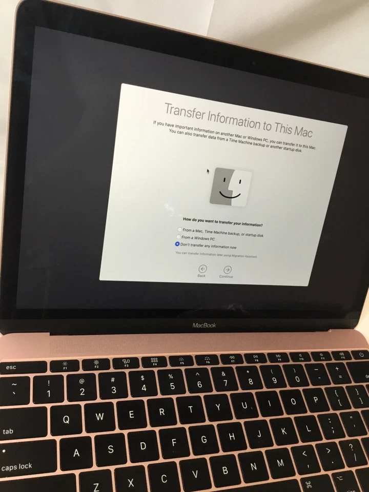 Apple Macbook (M2017) 12" "Core m3" 1.20 GHz 8GB 256GB SSD Rose Gold Grade C - Image 4 of 4