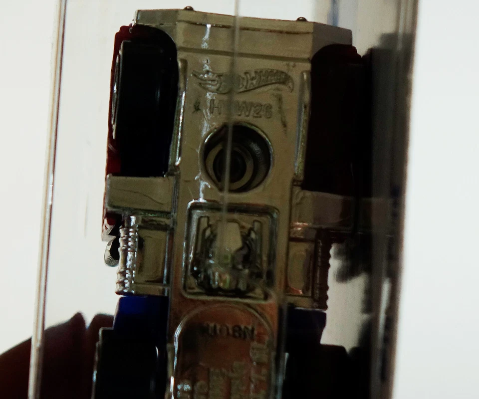 Hot Wheels - Optimus Prime Transformers - HW Screen Time - 2025 - 1:64 - Immagine 4 di 4