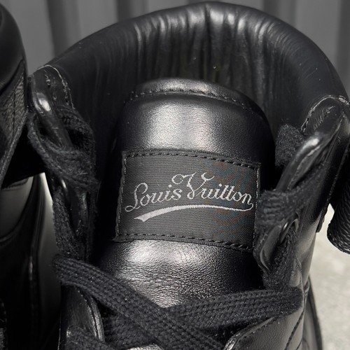 Louis Vuitton Rivoli High Top Monogram Sneaker Black Leather 8 LV 9 US 42 EUR - Picture 11 of 13