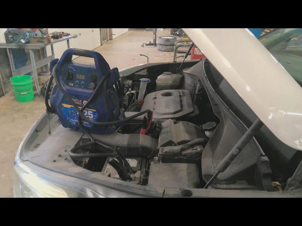 Conjunto de faros izquierdos usados se adapta a: Kia Sorento 2017 bombilla halógena tipo acento LED Foto 4 de 4