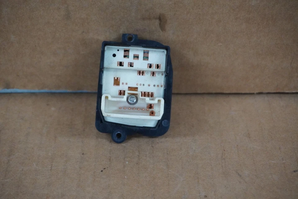 Interruptor de control del espejo retrovisor Toyota Scion XD 2008 2009 2010 2011 2012 OEM 769746 Foto 2 de 4