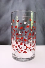 Greenbrier International Hearts Large Glass Tumbler Red White Valentines