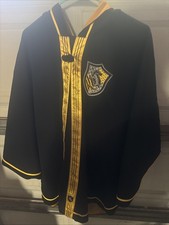 UNIVERSAL Harry Potter Hufflepuff Hooded Cape Robe NWOT