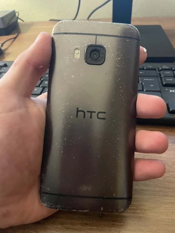 HTC один M9 - 32 GB - серый (разблокирована) - Изображение 2 из 3