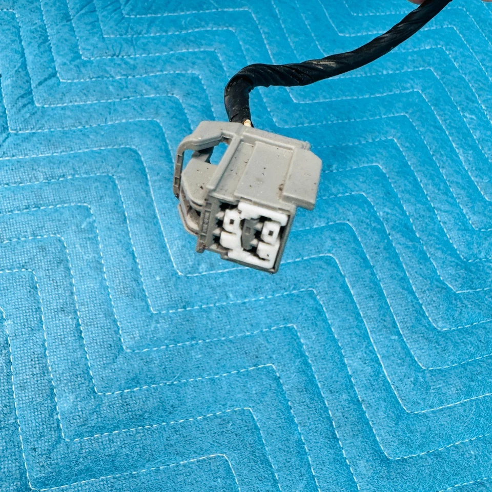 Conjunto de puerta levadiza maletero trasero Ford Focus ST 2.0 2015-2018 blanco OEM Foto 3 de 4