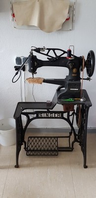 Singer Freiarmnähmaschine