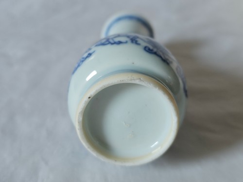 ENCANTADOR JARRÓN CHINO ANTIGUO AZUL Y BLANCO - Imagen 6 de 10