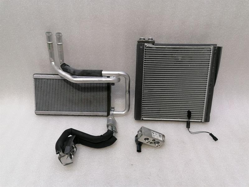 BMW i8 Hybrid Heater Matrix 64119328097 Wärmetauscher